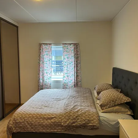 Central Apartment דירה טרומסה